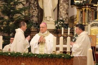 Polnoćka u katedrali sv. Terezije Avilske, 24.12.2017.