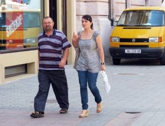 Požega: Lijepe žene prolaze kroz grad