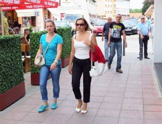Požega: Lijepe žene prolaze kroz grad