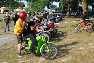 Moto susret u Prekopakri, 1. dan: Divlje jagode