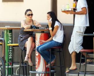 Požega: Lijepe žene prolaze kroz grad