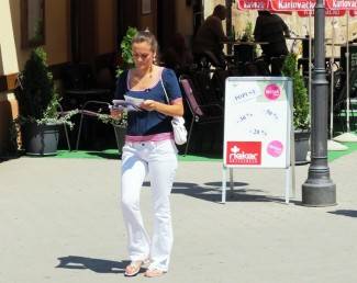 Požega: Lijepe žene prolaze kroz grad