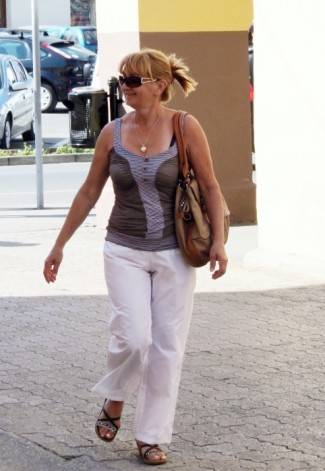 Požega: Lijepe žene prolaze kroz grad