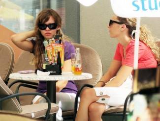 Požega: Lijepe žene prolaze kroz grad