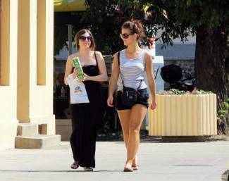 Požega: Lijepe žene prolaze kroz grad, vol. 4