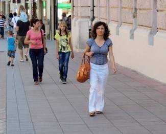 Požega: Lijepe žene prolaze kroz grad, vol. 4