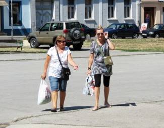 Požega: Lijepe žene prolaze kroz grad, vol. 4