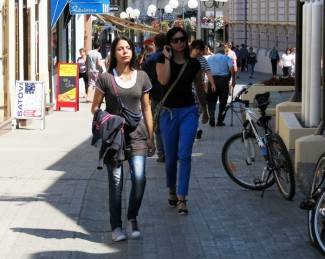 Požega: Lijepe žene prolaze kroz grad, vol. 4