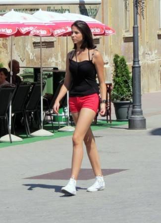 Požega: Lijepe žene prolaze kroz grad, vol. 4