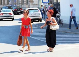 Požega: Lijepe žene prolaze kroz grad, vol. 4