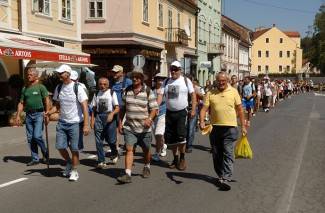 Požeški hodočasnici na putu do Voćina