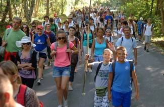 Požeški hodočasnici na putu do Voćina