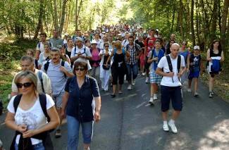 Požeški hodočasnici na putu do Voćina
