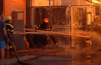 Požeška Koprivnica: Gašenje požara na pilani