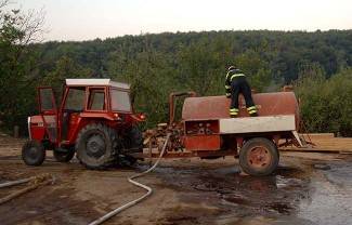 Požeška Koprivnica: Gašenje požara na pilani