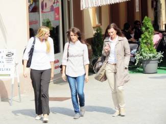 Požega: Lijepe žene prolaze kroz grad, vol. 8