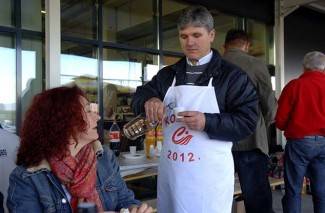 Požega: Kolinje u Coloru