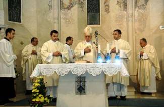 Požega: Sveta misa za generale u Haagu