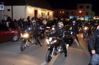 Karavana bikera za Vukovar stigla u Požegu