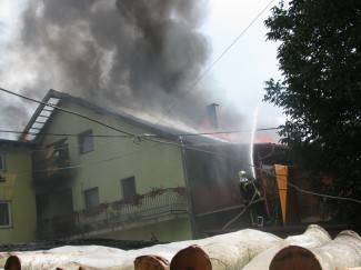 Požar na obiteljskoj kući uz Vilu Stanišić