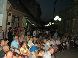 Rasplesani Česi i Slovaci oraspoložili okupljene (video)