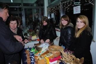 Predstavljeno tridesetak izlagača: Od kolača do umjetnina