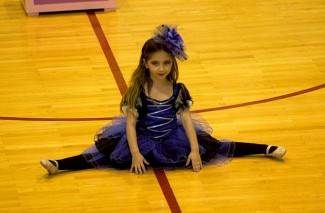 Velika: Doček Djeda Božićnjaka uz Veličke mažoretkinje