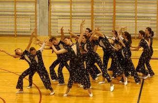 Velika: Doček Djeda Božićnjaka uz Veličke mažoretkinje