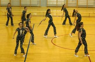 Velika: Doček Djeda Božićnjaka uz Veličke mažoretkinje