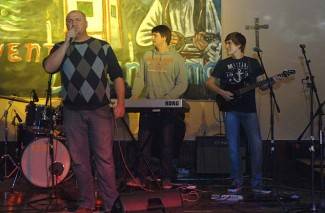 Velika: Advent s Legendama