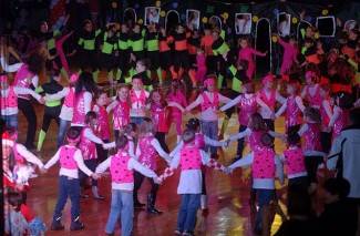 Požeške mažoretkinje: Plesom i pjesmom kroz Hrvatsku