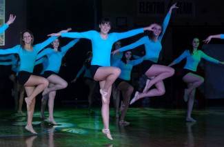 Požeške mažoretkinje: Plesom i pjesmom kroz Hrvatsku