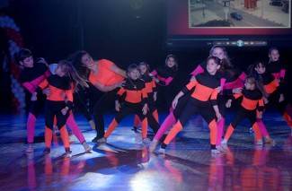 Požeške mažoretkinje: Plesom i pjesmom kroz Hrvatsku