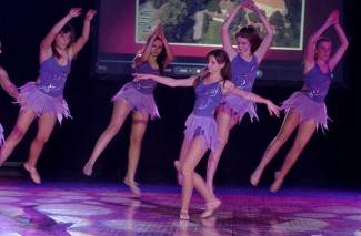 Požeške mažoretkinje: Plesom i pjesmom kroz Hrvatsku