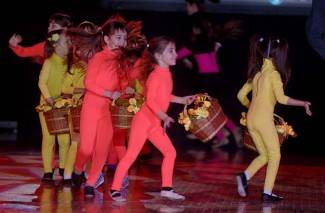 Požeške mažoretkinje: Plesom i pjesmom kroz Hrvatsku