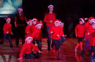 Požeške mažoretkinje: Plesom i pjesmom kroz Hrvatsku