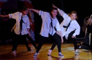 Požeške mažoretkinje: Plesom i pjesmom kroz Hrvatsku