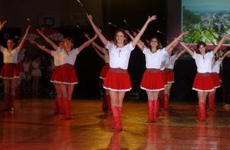 Požeške mažoretkinje: Plesom i pjesmom kroz Hrvatsku