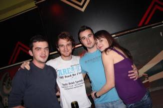 Požega: Studentski party u Bestu