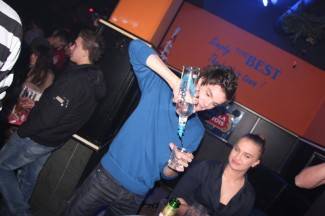 Požega: Studentski party u Bestu