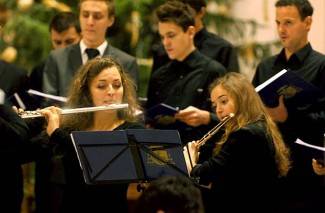 Požega: Božićni koncert u katedrali