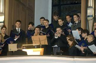 Požega: Božićni koncert u katedrali