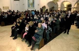 Požega: Božićni koncert u katedrali