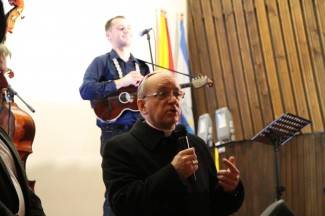 Humanitarni koncert u Požegi: Bisernica i gosti