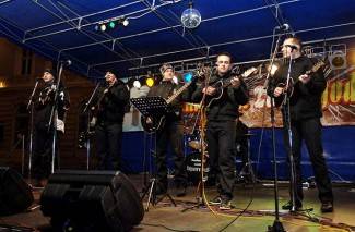 Požega: Doček Nove godine na Trgu Sv. Trojstva