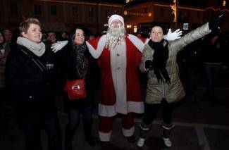 Požega: Doček Nove godine na Trgu Sv. Trojstva