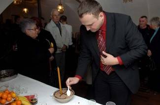 Požega: Pravoslavni vjernici proslavili Badnjak i Božić