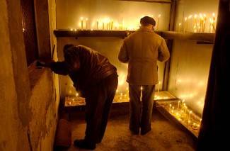 Požega: Pravoslavni vjernici proslavili Badnjak i Božić