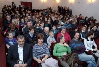 Požega: Plešimo hrvatsko - starije dobne skupine