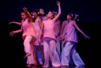 Požega: Plešimo hrvatsko - starije dobne skupine